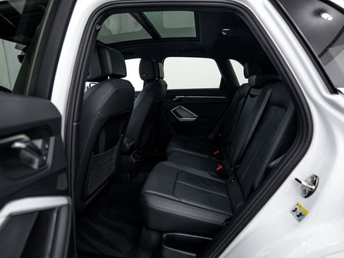 Certified 2025 Audi Q3 2.0T Premium Plus w/ Premium Plus Package image 15