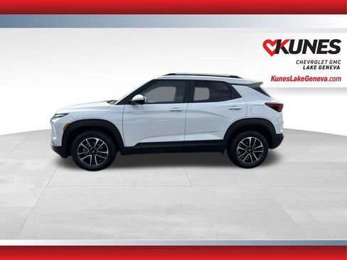 Used 2025 Chevrolet TrailBlazer LT FWD image 10