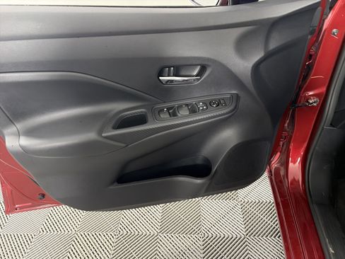 Certified 2025 Nissan Versa SV image 23