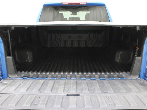 Used 2022 GMC Sierra 1500 Elevation image 32