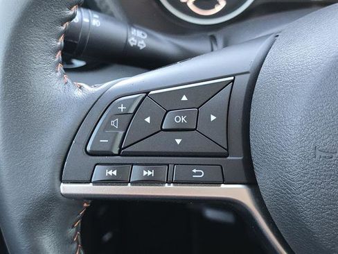 Used 2022 Nissan Sentra SR w/ Midnight Edition image 16