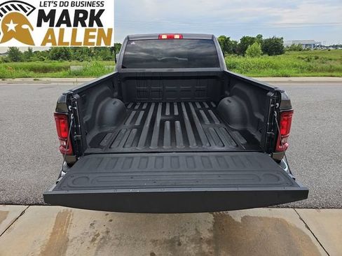 Used 2025 RAM 2500 Big Horn AWD/4WD image 26