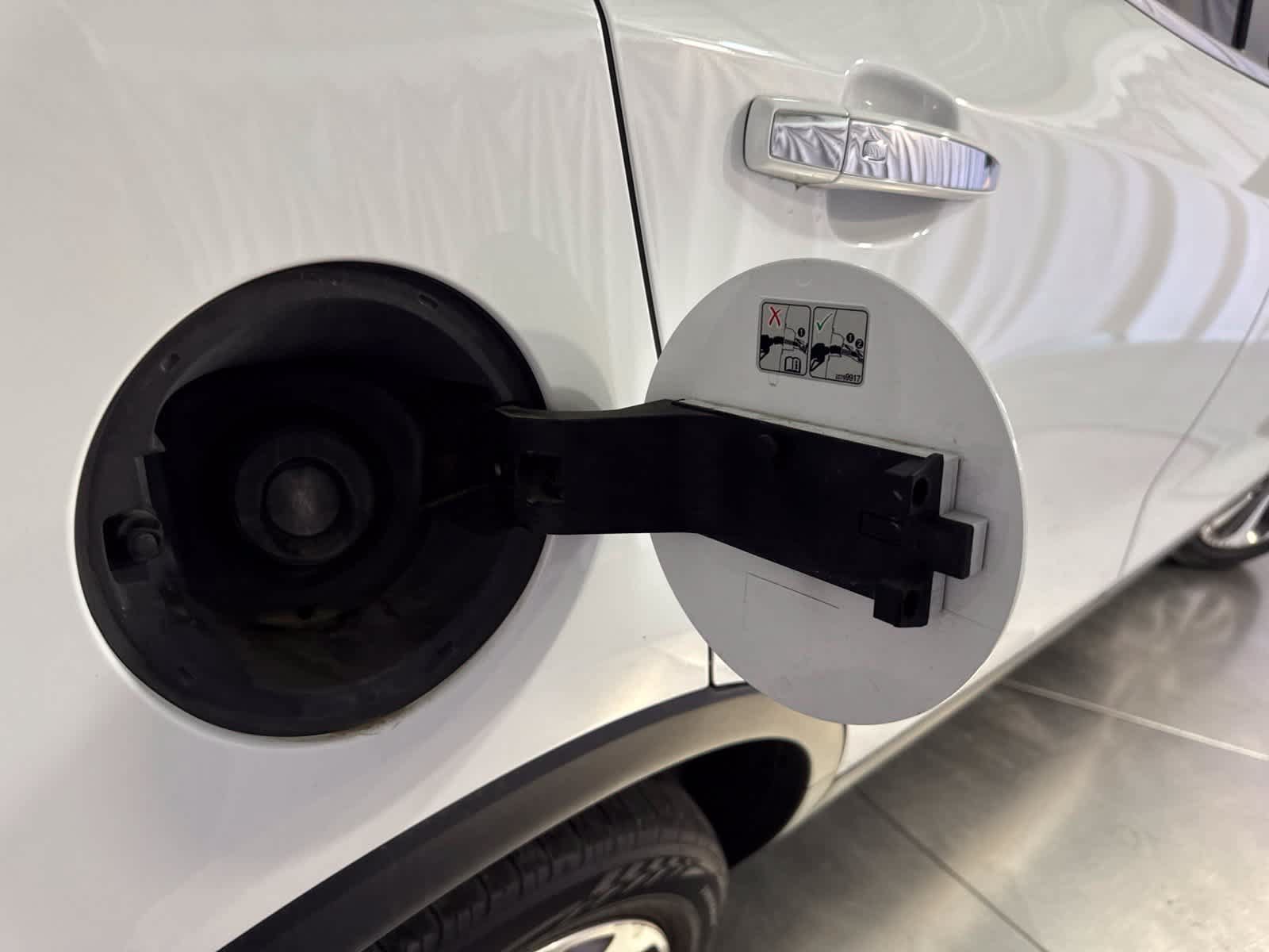 Used 2020 Buick Encore Preferred FWD image 15