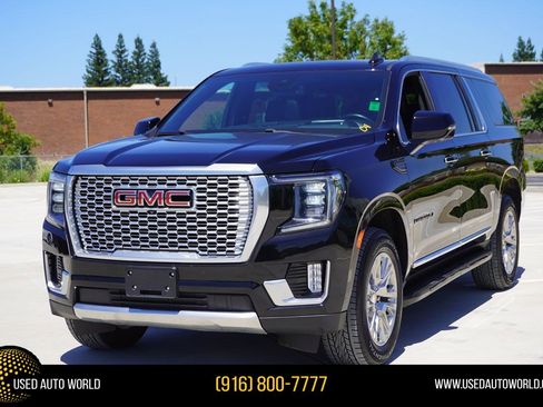Used 2023 GMC Yukon XL Denali AWD/4WD image 1