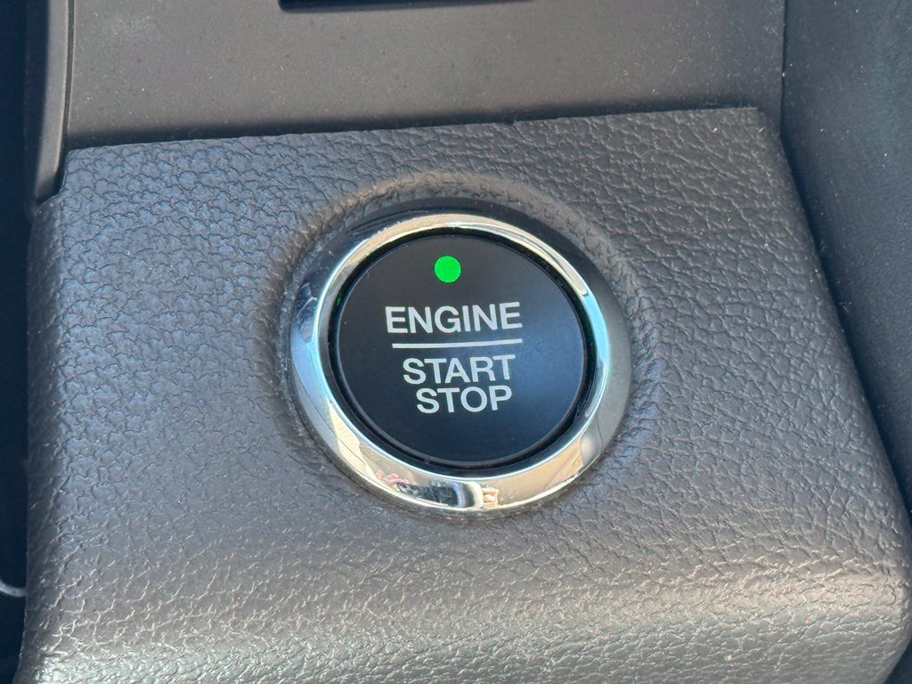 Used 2019 Ford Expedition Limited w/ Equipment Group 302A RWD image 27