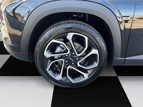 New 2026 Chevrolet Trax RS w/ Sunroof Package image 14