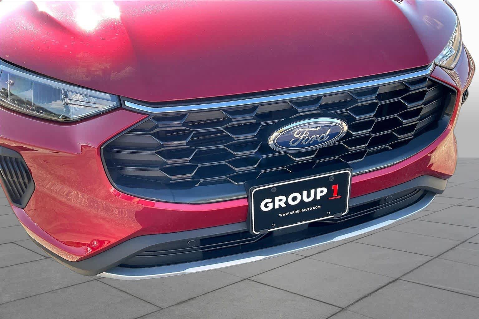 Used 2025 Ford Escape ST-Line FWD image 29