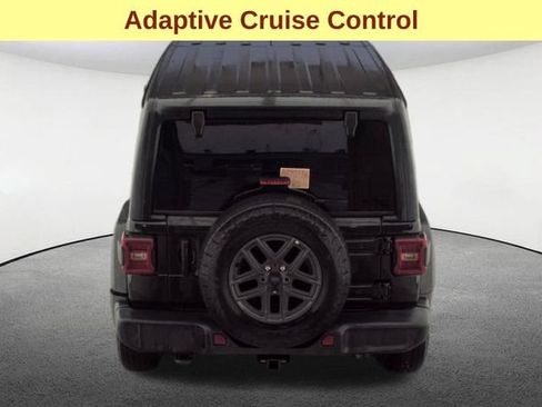 Used 2025 Jeep Wrangler Unlimited Sport AWD/4WD image 8