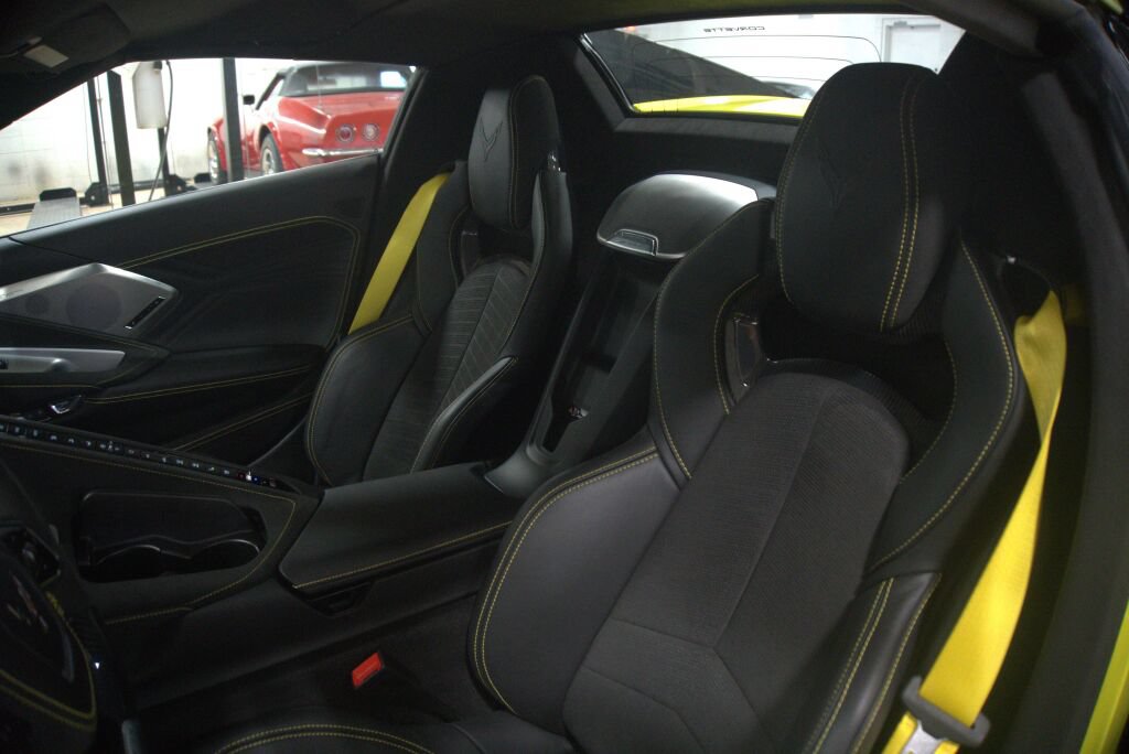 Used 2024 Chevrolet Corvette Z06 RWD image 37