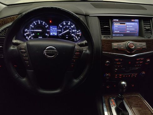 Used 2017 Nissan Armada Platinum w/ Interior Lighting Package RWD image 22