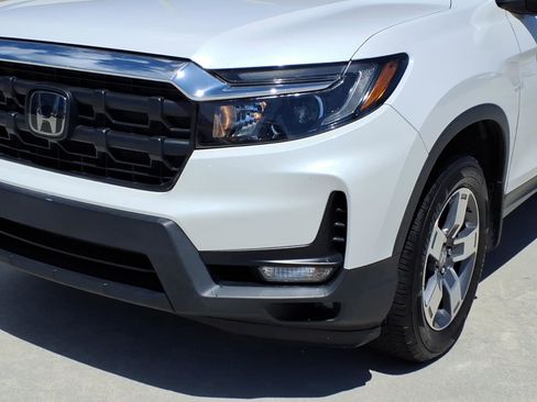 Certified 2024 Honda Ridgeline RTL image 18