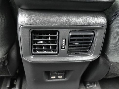 Used 2024 Toyota RAV4 XLE image 33