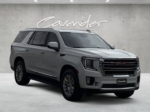 Used 2023 GMC Yukon SLT w/ SLT Luxury Package RWD image 2