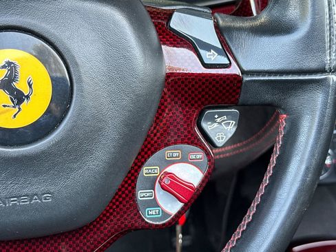 Used 2013 Ferrari 458 Spider RWD image 31