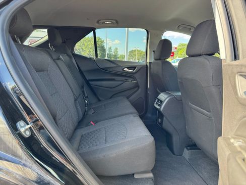 Used 2018 Chevrolet Equinox LT AWD/4WD image 18