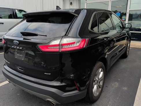 Used 2024 Ford Edge Titanium AWD/4WD image 3