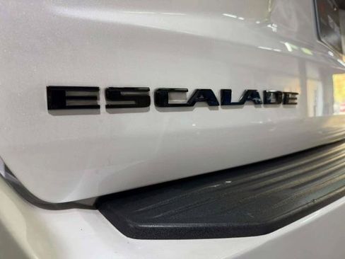 Used 2021 Cadillac Escalade Luxury RWD image 23