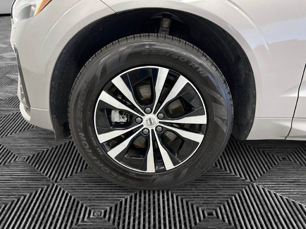 Used 2024 Volvo XC60 B5 Core w/ Climate Package AWD/4WD image 15
