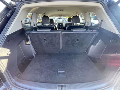 Certified 2024 Volkswagen Atlas SE image 14