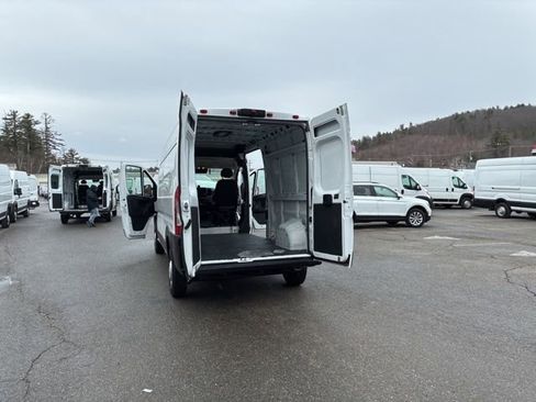 Used 2023 RAM ProMaster 2500 image 9