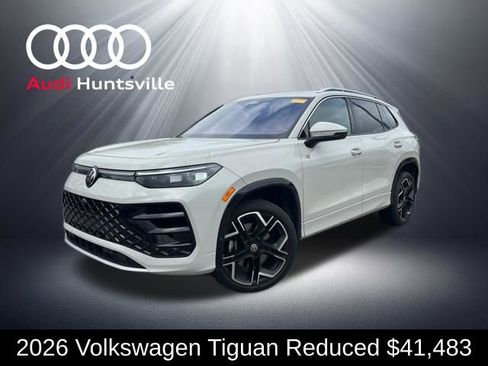 Used 2026 Volkswagen Tiguan SEL R-Line image 1
