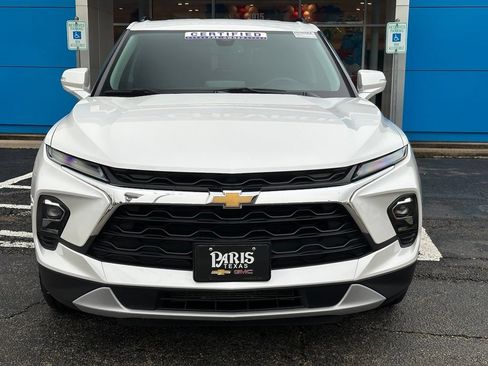Used 2024 Chevrolet Blazer LT FWD image 2