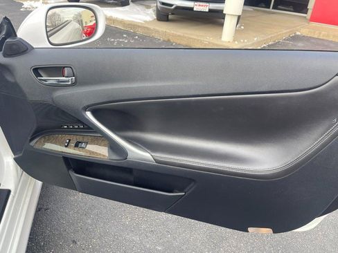 Used 2011 Lexus IS 250C w/ Luxury Pkg image 12