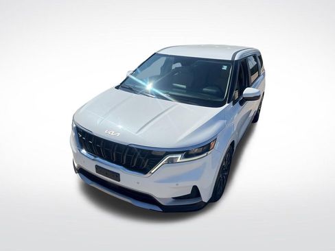 Used 2022 Kia Carnival EX FWD image 32