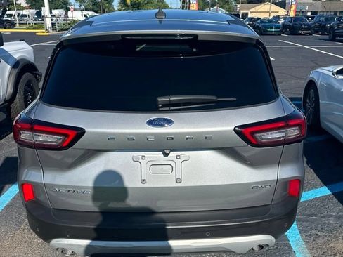 Used 2024 Ford Escape Active w/ Tech Pack #1 AWD/4WD image 11