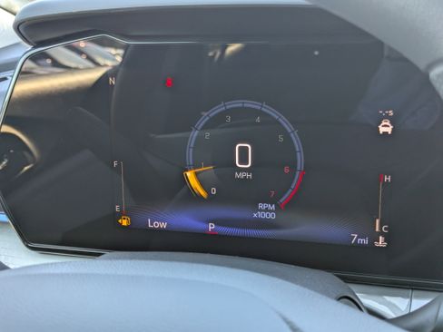 New 2026 Chevrolet Trax LT image 21