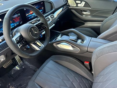 New 2026 Mercedes-Benz GLS 63 AMG 4MATIC image 4