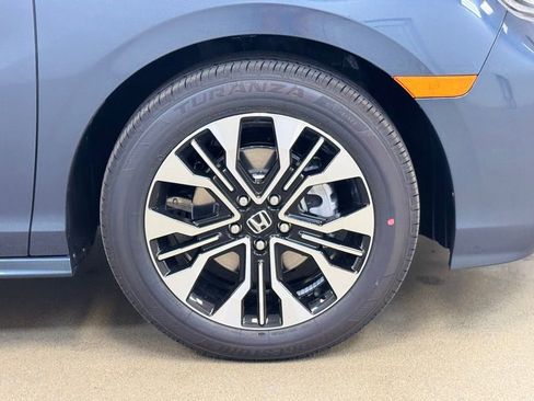 New 2026 Honda Odyssey Elite image 4
