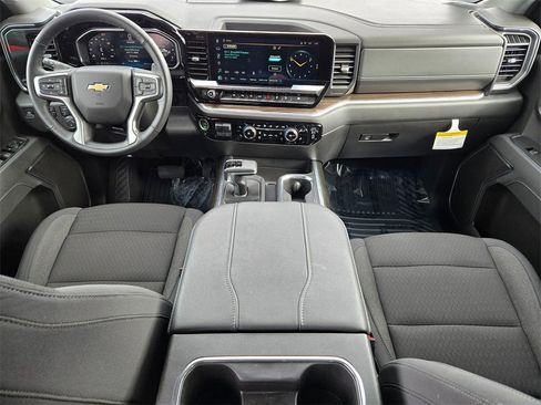 Certified 2026 Chevrolet Silverado 1500 LT w/ Z71 Off-Road Package image 9