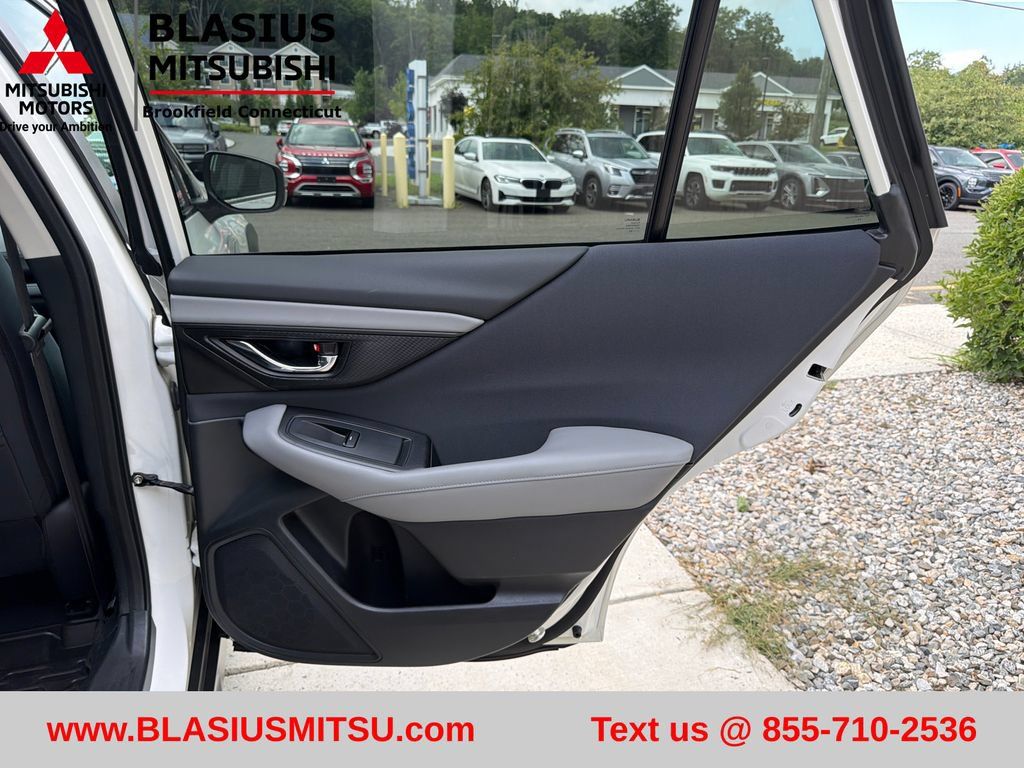 Used 2024 Subaru Outback Premium AWD/4WD image 47