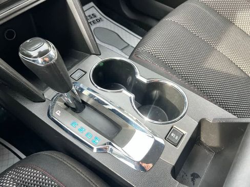 Used 2017 Chevrolet Equinox LT w/ Convenience Package image 27