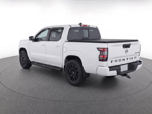 Used 2023 Nissan Frontier SV w/ Midnight Edition Package AWD/4WD image 3