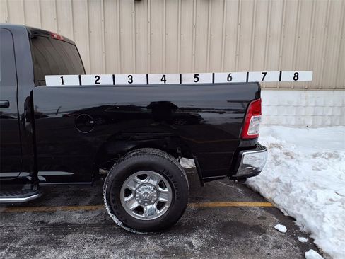 Used 2024 RAM 2500 Big Horn w/ Bed Utility Group image 37