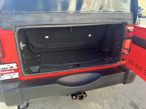 Used 2013 Jeep Wrangler Sport image 12