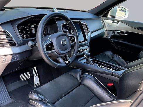 Used 2019 Volvo XC90 T6 R-Design w/ Advanced Package AWD/4WD image 18