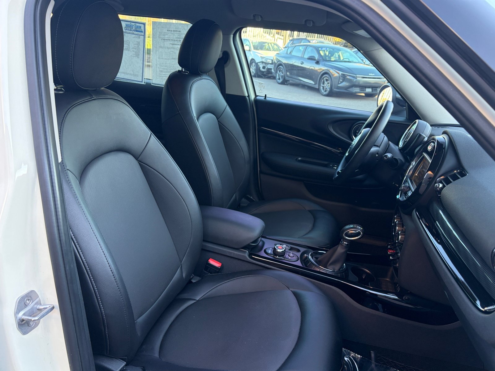 Used 2017 MINI Cooper Clubman ALL4 AWD/4WD image 29