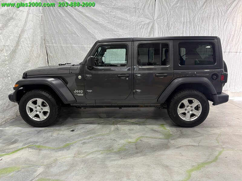 Used 2019 Jeep Wrangler Unlimited Sport S AWD/4WD image 13