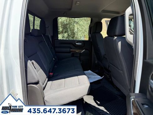 Used 2020 GMC Sierra 2500 SLE w/ Preferred Package AWD/4WD image 32