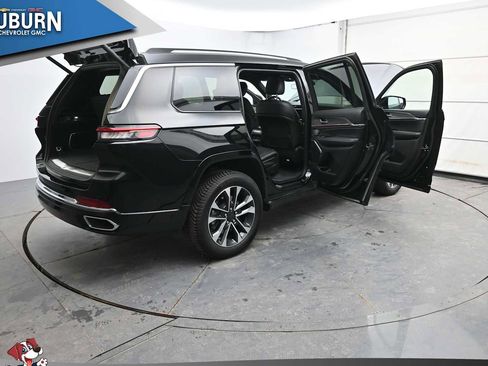 Used 2024 Jeep Grand Cherokee L Overland w/ Trailer Tow Package image 37