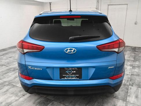 Used 2017 Hyundai Tucson SE w/ SE Popular Package 02 AWD/4WD image 4