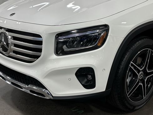 New 2026 Mercedes-Benz GLB 250 4MATIC image 8