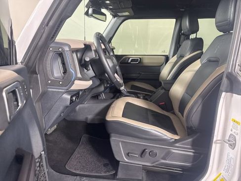 Used 2024 Ford Bronco Wildtrak AWD/4WD image 11