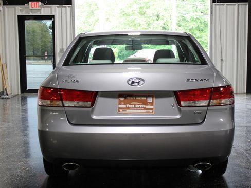 Used 2006 Hyundai Sonata V6 FWD image 4