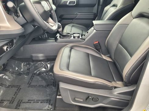 New 2026 Ford Bronco Outer Banks AWD/4WD image 19