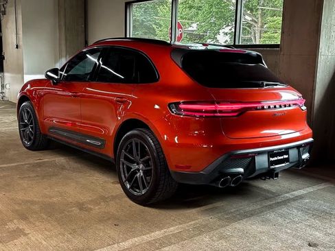 Used 2023 Porsche Macan Turbo AWD/4WD image 3