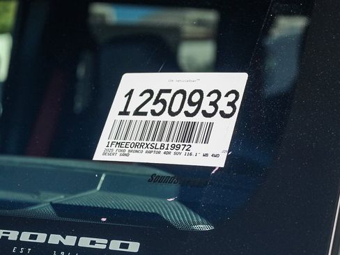 New 2025 Ford Bronco Raptor image 31